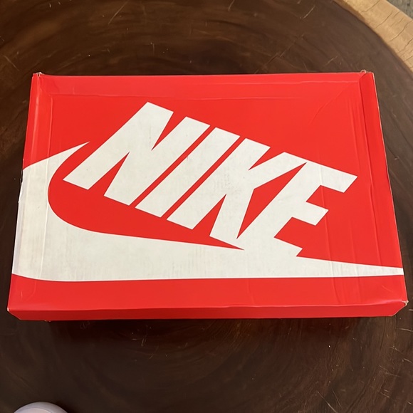 W Nike Air More Uptempo (limited edition) collectors - Picture 12 of 15